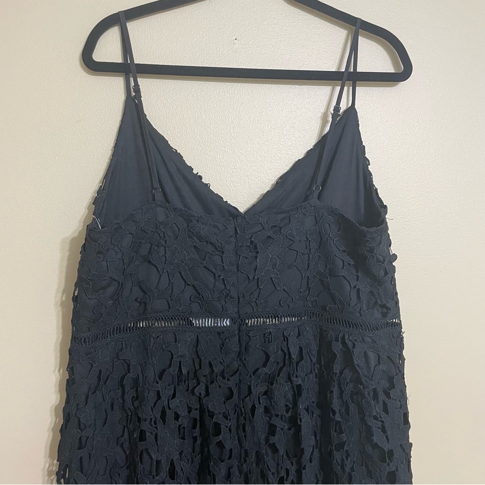 Boohoo NWT Leila Applique V Neck‎ lace Skater Dress size 18 - Picture 3 of 7
